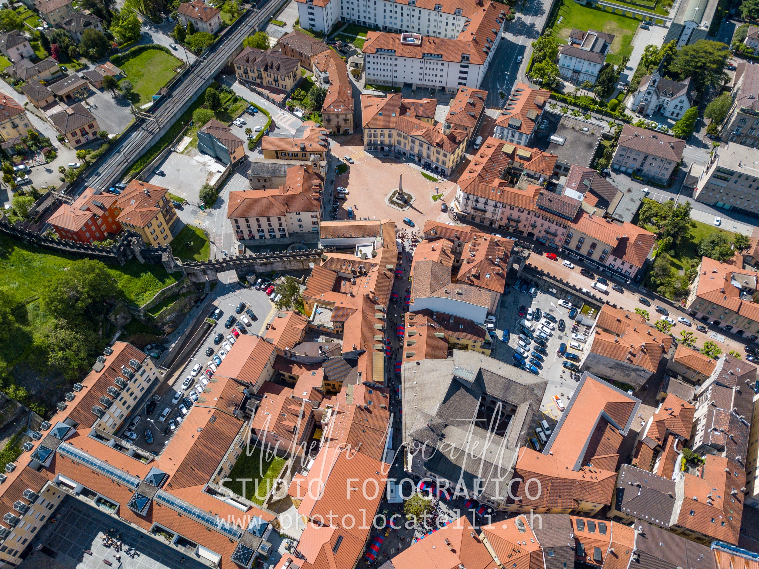 Bellinzona 2019,Bellinzona,Bellinzonese,Landscape,Places,Schweiz,Switzerland,cittÃ ,city,drone,michela@photolocatelli.ch,paesaggio,palazzo civico,photolocatelli.ch,svizzera,swiss,ticino,ticino turismo,